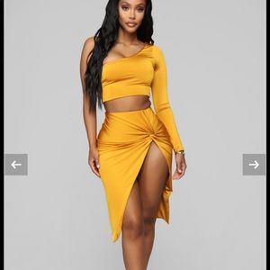 Fashion nova Looking amazing skirt set